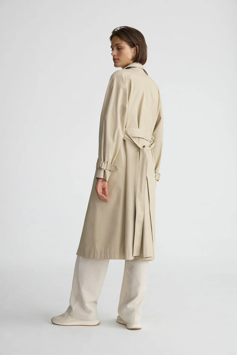 THE CLASSIC TRENCH - KHAKI - Image 6