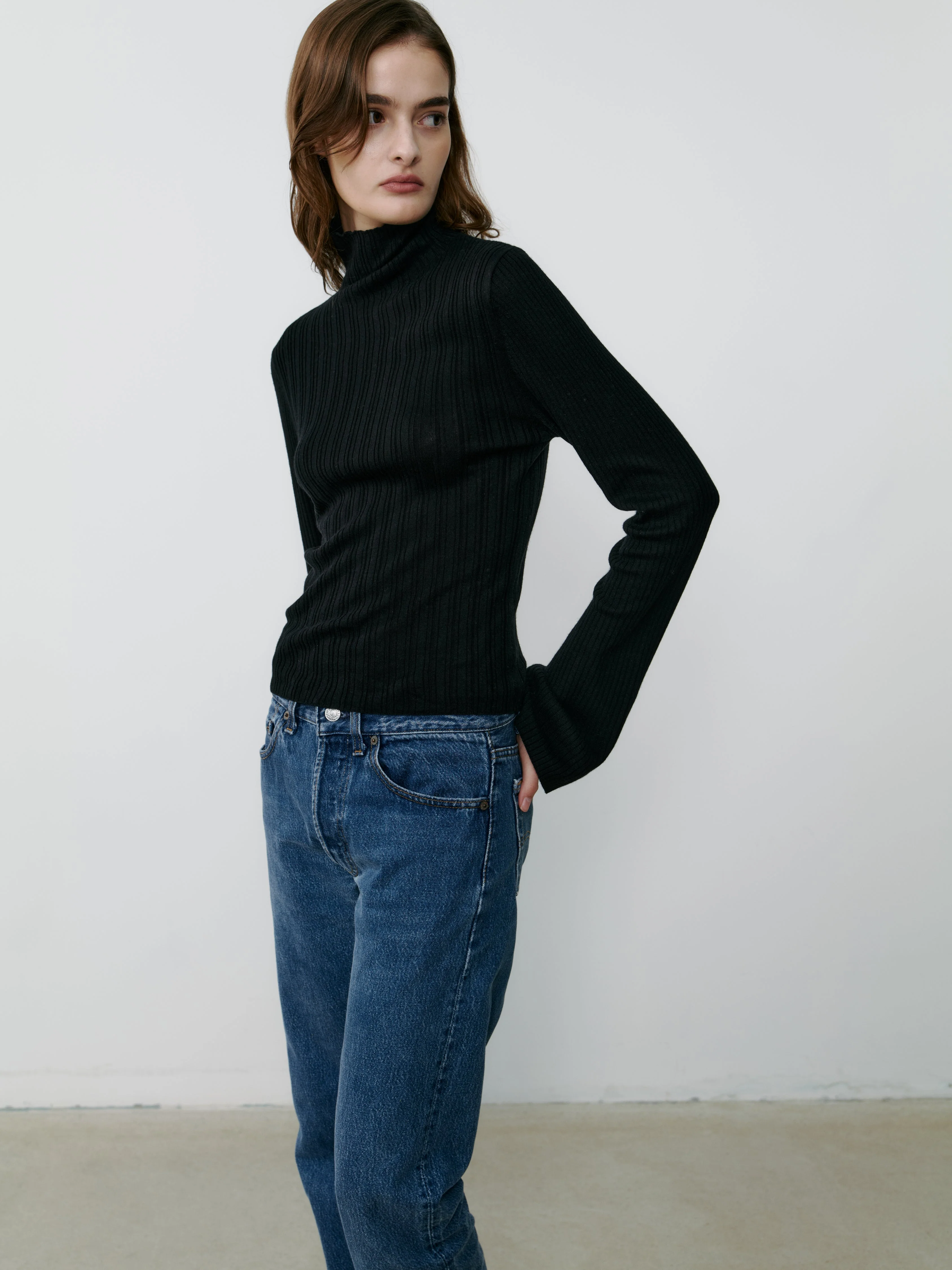THE SILK HIGH NECK TOP - BLACK - Image 3